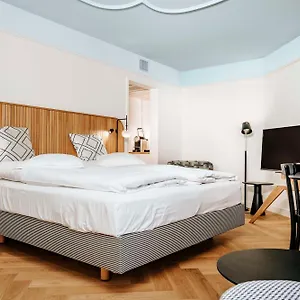 Hotel Western
